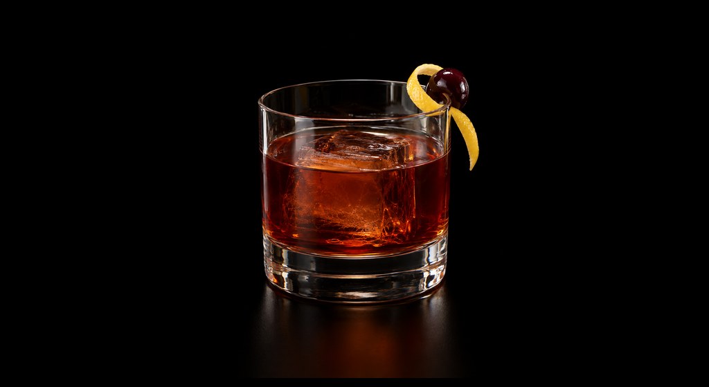 Aunt Roberta cocktail on a dark studio background