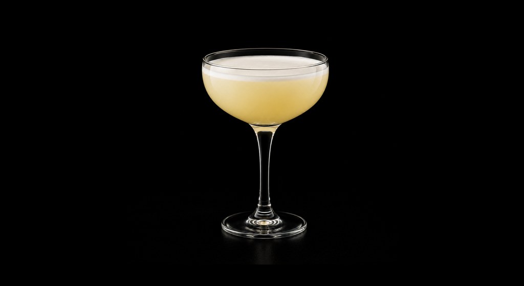 Banana Spider cocktail on a dark studio background
