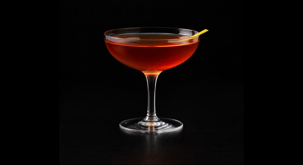 Bermondsey Minute cocktail on a dark studio background