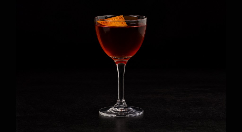 Big Chief cocktail on a dark studio background