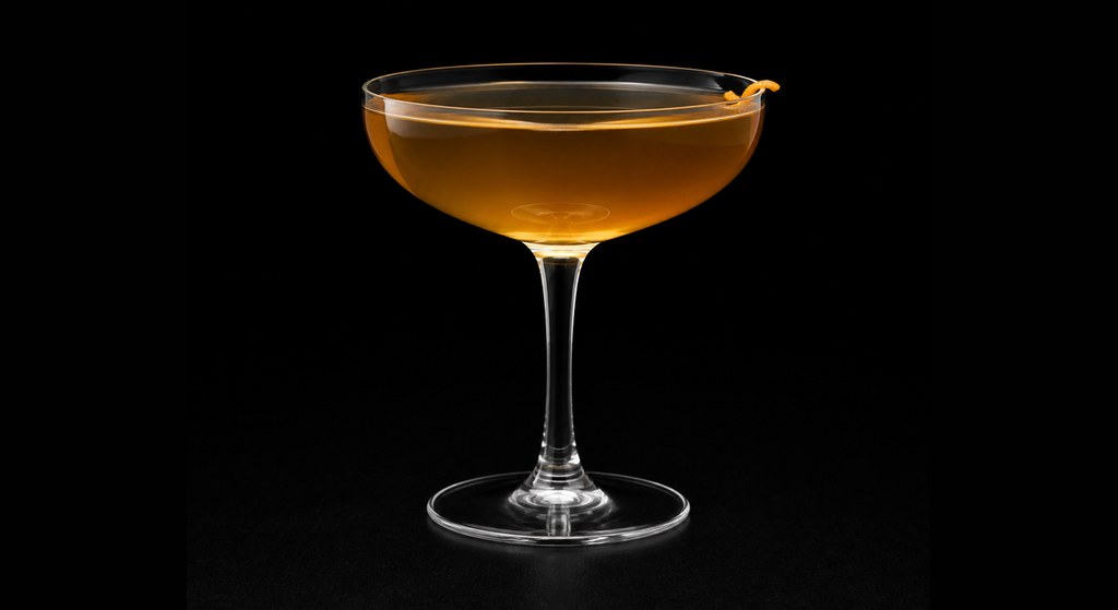 Canadian Cocktail cocktail on a dark studio background