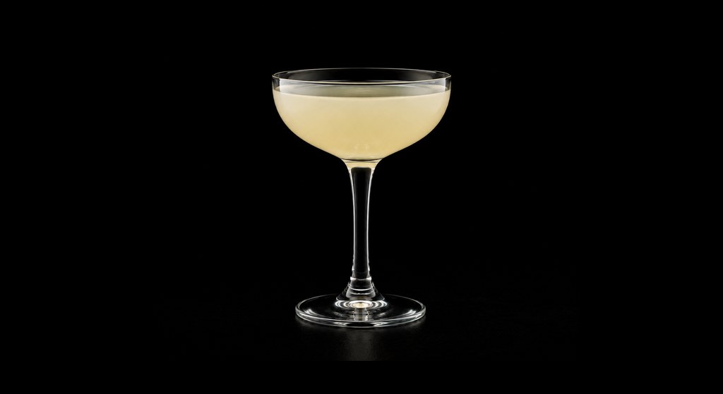 Casino da urca cocktail on a dark studio background