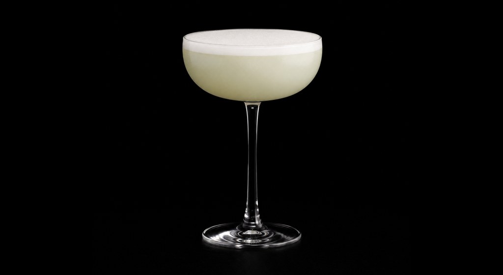 Creme de Gin Cocktail cocktail on a dark studio background