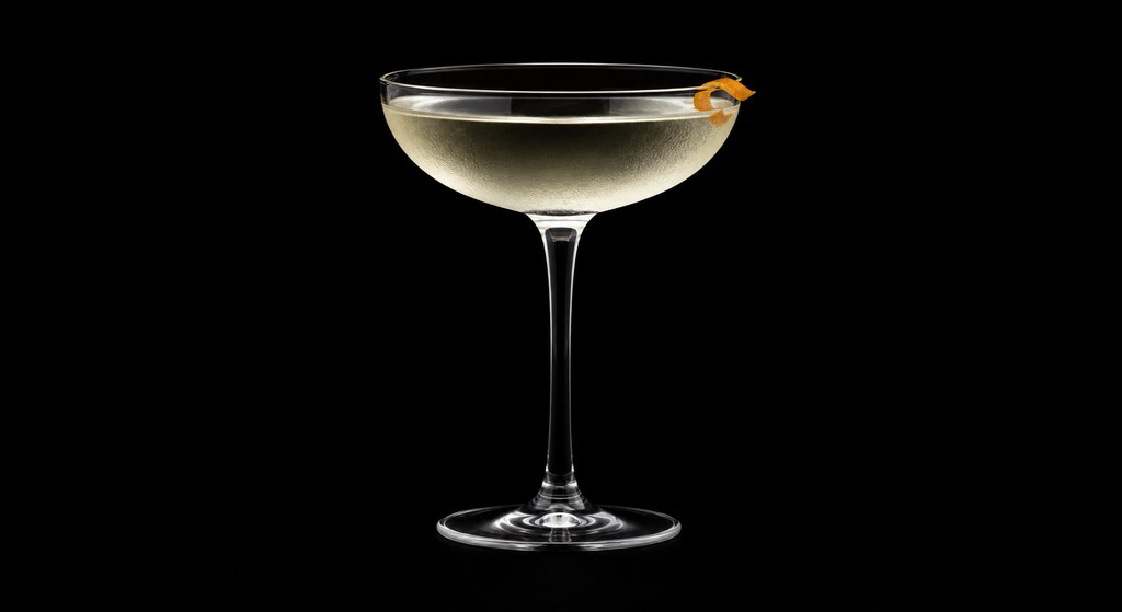 Delmonico No. 2 cocktail on a dark studio background