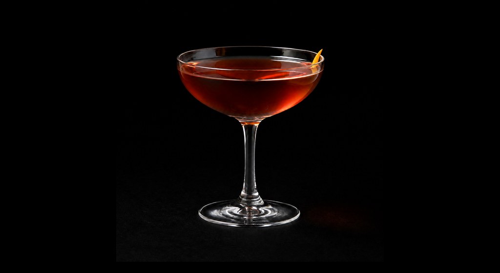 Don't Give Up The Ship cocktail on a dark studio background