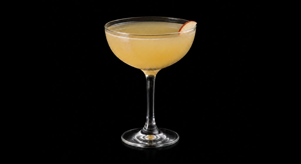 El Torado cocktail on a dark studio background