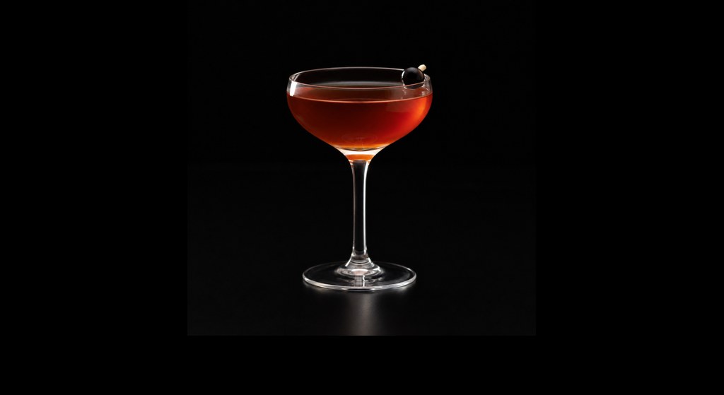 Fort Point cocktail on a dark studio background