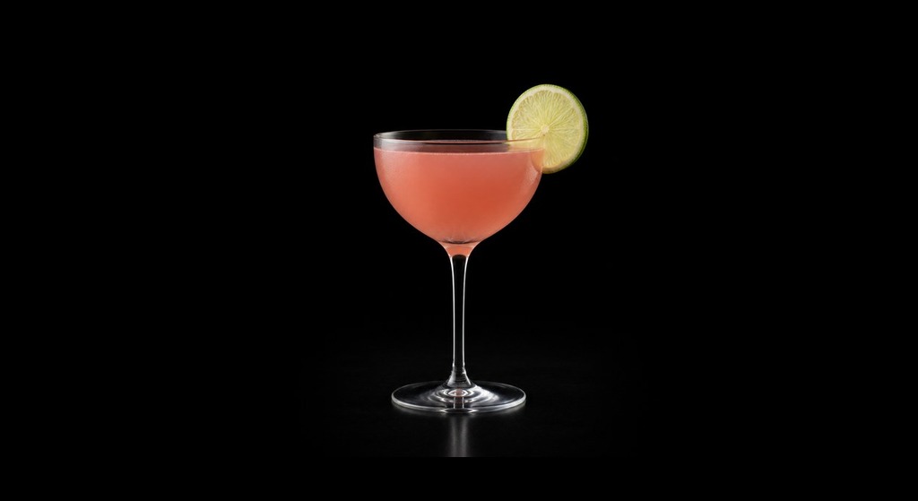 Hey Baby, Que Paso? cocktail on a dark studio background