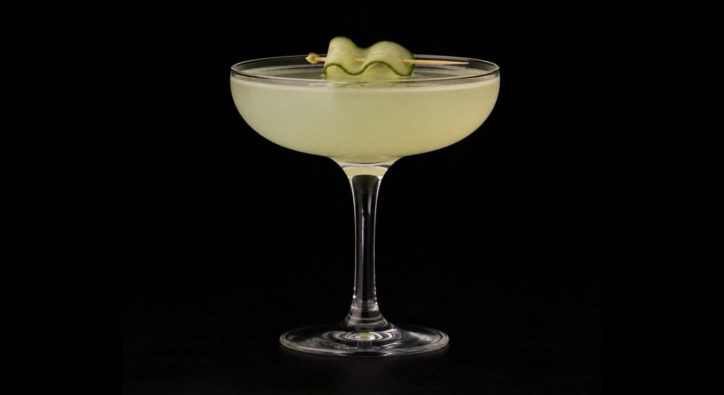 Kiss of Life cocktail on a dark studio background