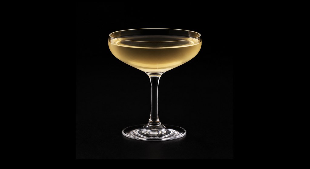 La Fontaine cocktail on a dark studio background