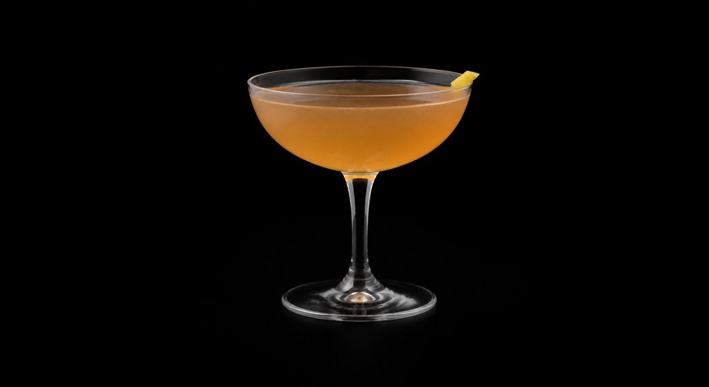 Parcel Paper cocktail on a dark studio background
