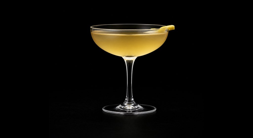 Royal Jubilee cocktail on a dark studio background