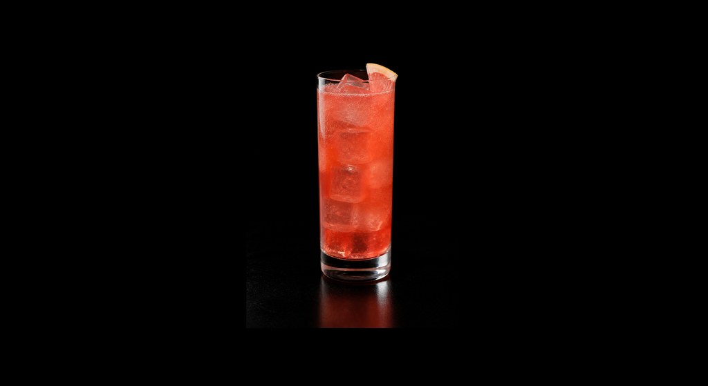 Rumpari cocktail on a dark studio background