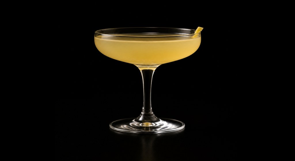 Sidecarriage cocktail on a dark studio background