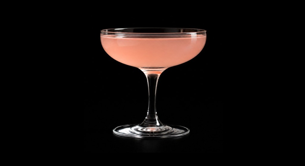 White Lion Cocktail cocktail on a dark studio background