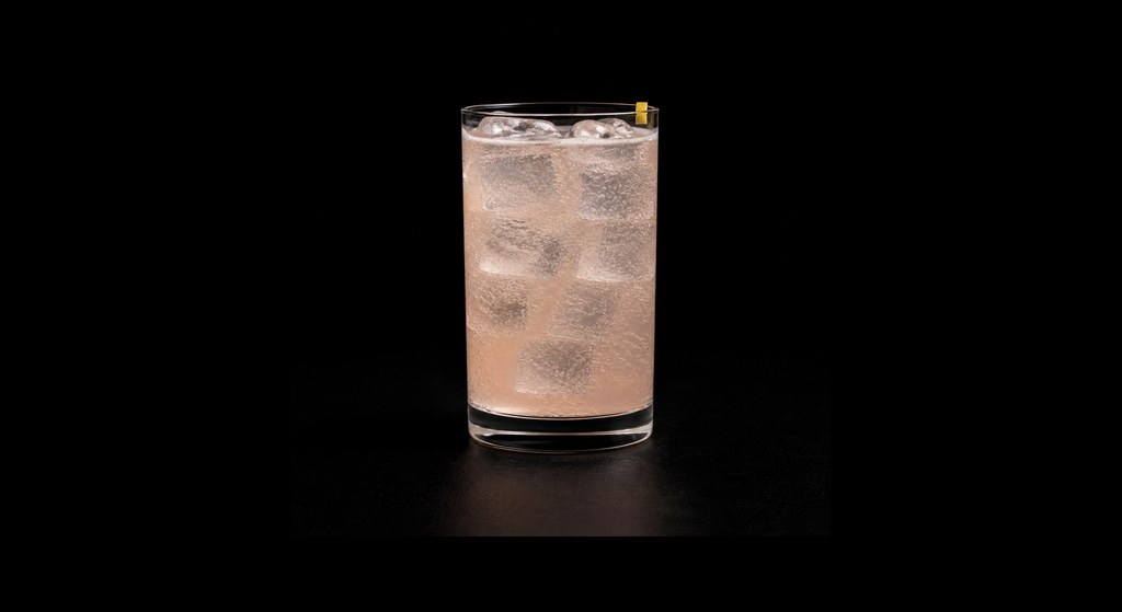 Wisecrack Fizz cocktail on a dark studio background