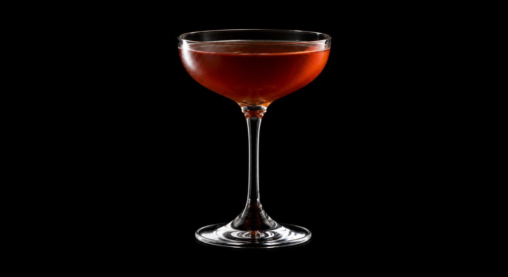 Zaza Cocktail cocktail on a dark studio background